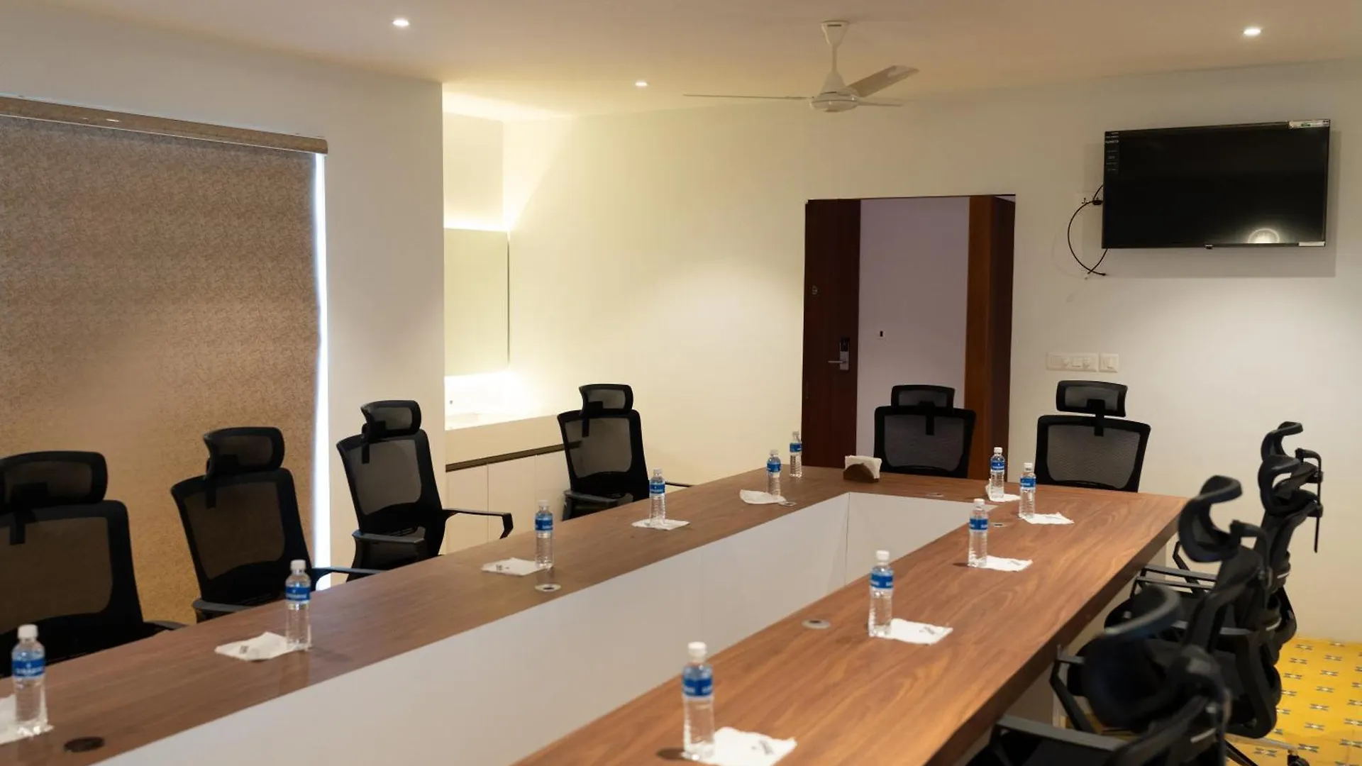 Palcastle Regency Hotel Palakkad